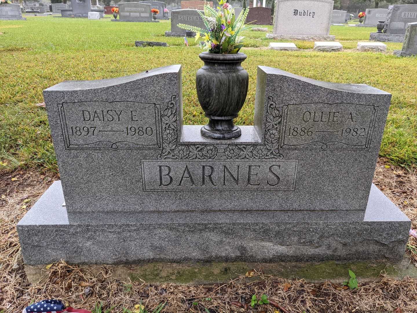 Daisy Ellen Shipp Barnes's grave