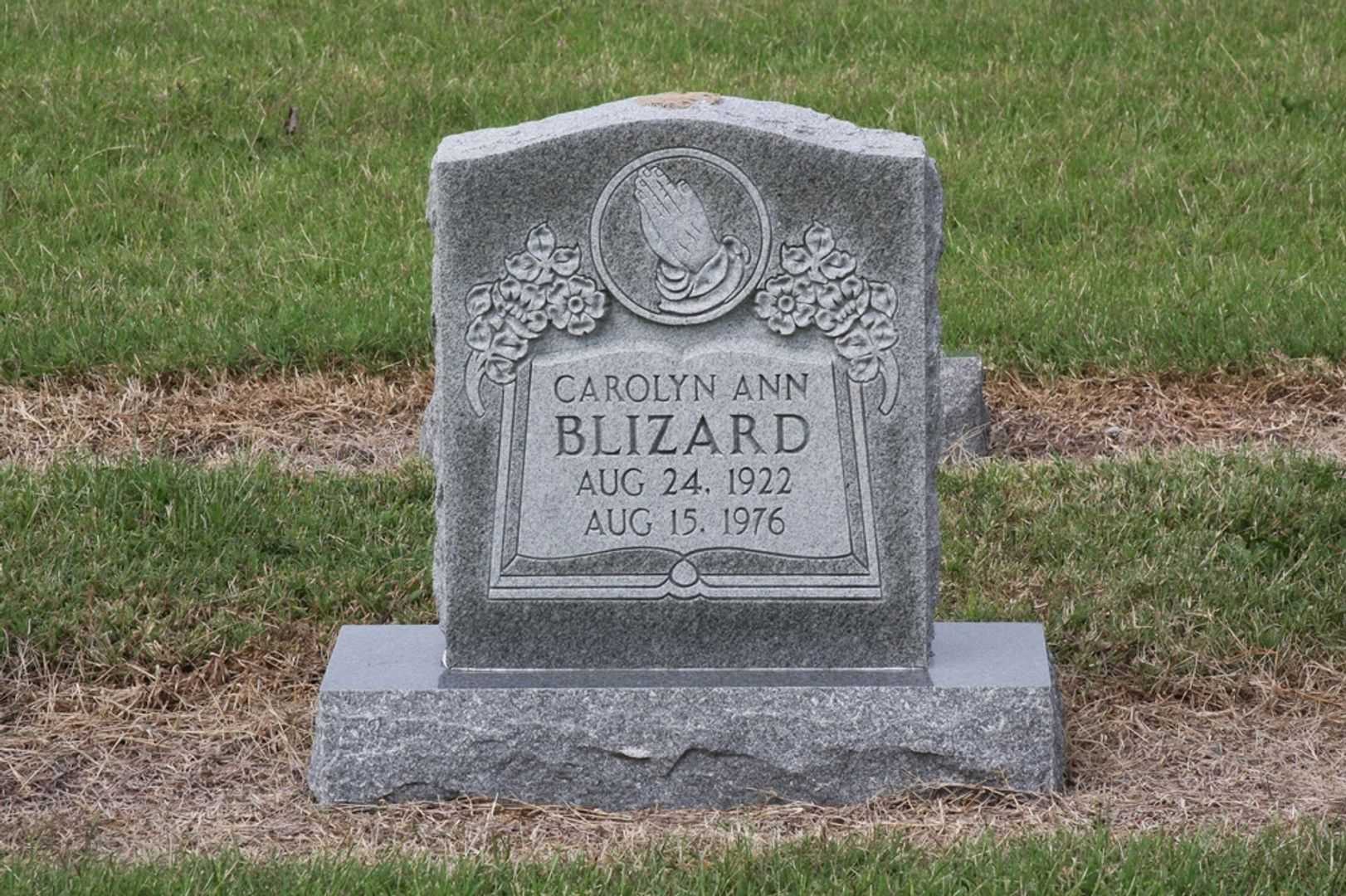 Carolyn Ann Blizard's grave